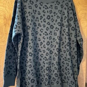 Women’s Leopard Print Crewneck Tunic Sweatshirt  - Charcoal/Black Old Navy XL